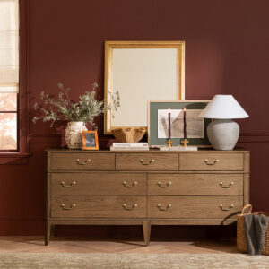 Alessandra Dresser